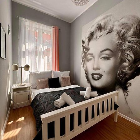 Apartament Filmowy Валбжих Екстер'єр фото
