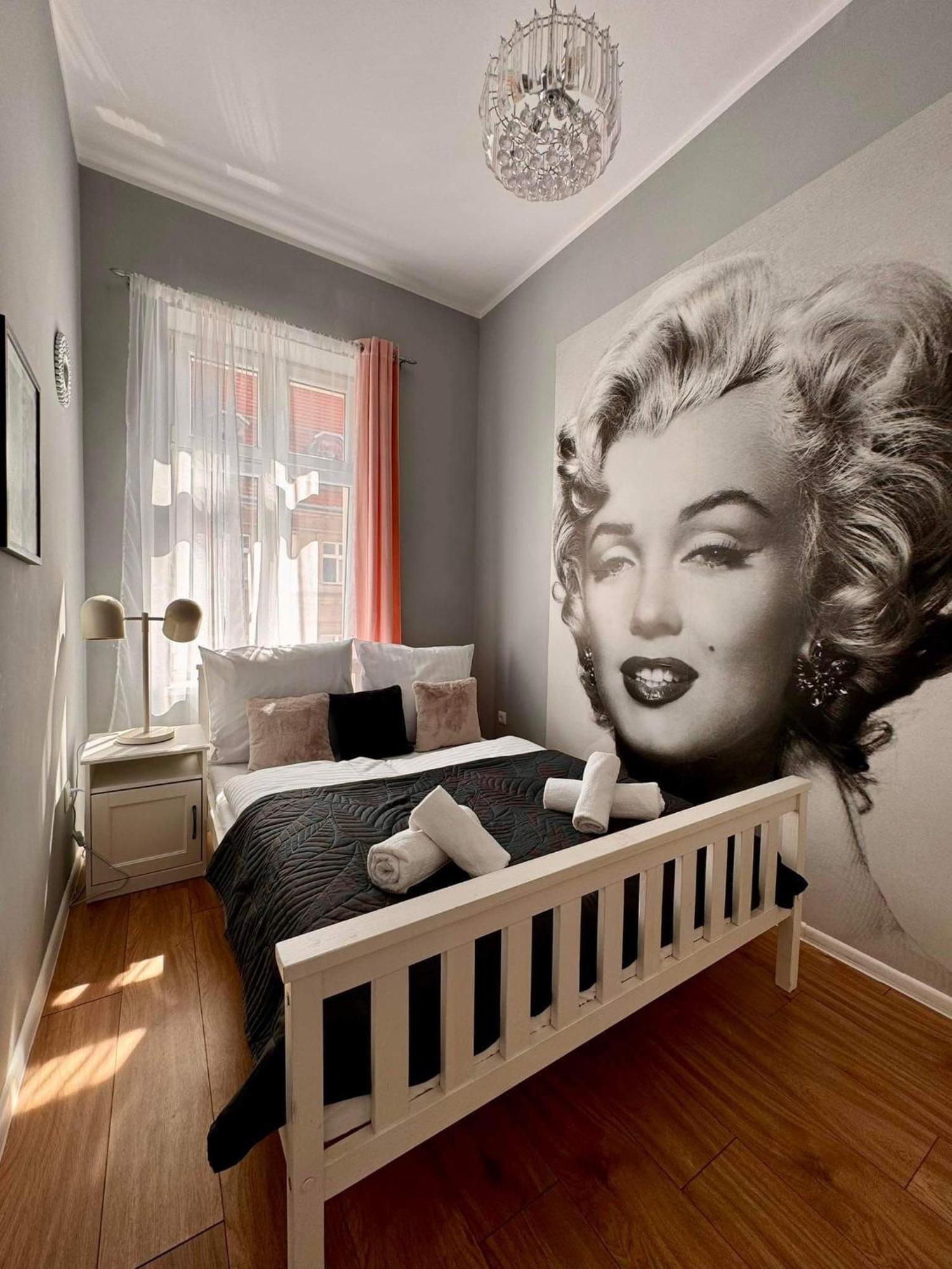 Apartament Filmowy Валбжих Екстер'єр фото